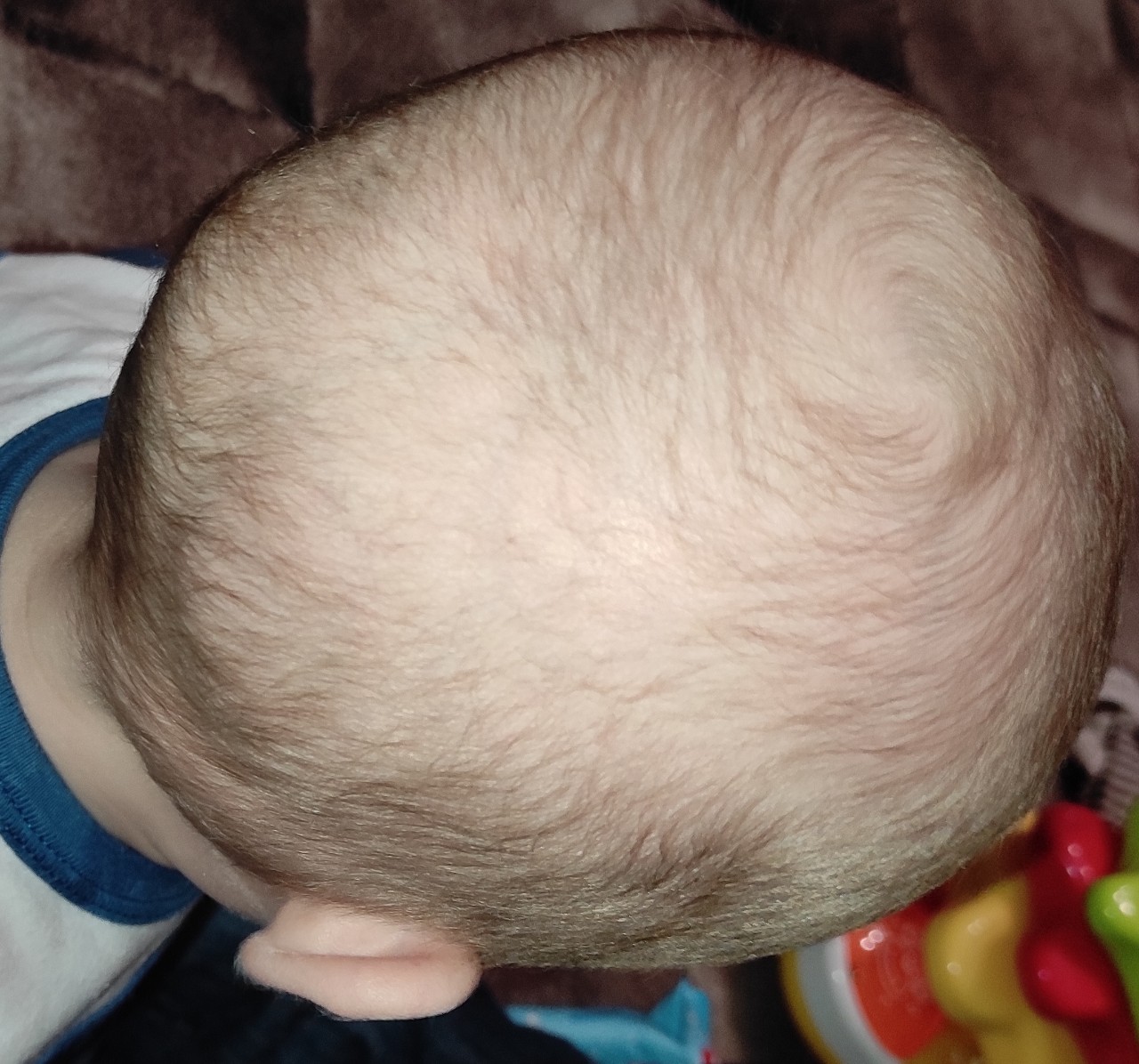 голова ребенка 3 месяца фото