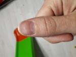 Полоска на пластине ногтя фото 2