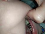 Точка на зубе у ребенка фото 1