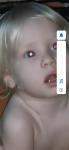 Белый значок у ребёнка на видео со вспышкой фото 3